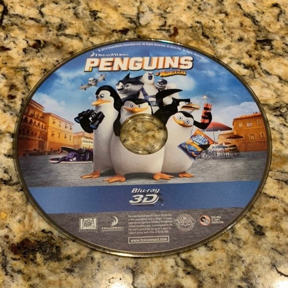 Penguins of Madagascar 3D Blu-ray - Picture 1 of 2